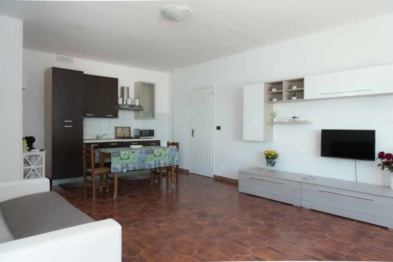 Villa Rosa Luxury Apartment Монделло Экстерьер фото