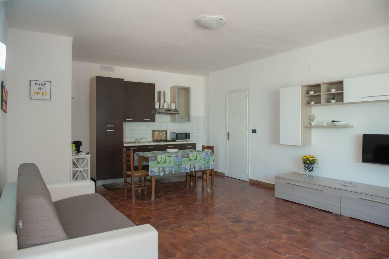 Villa Rosa Luxury Apartment Монделло Экстерьер фото
