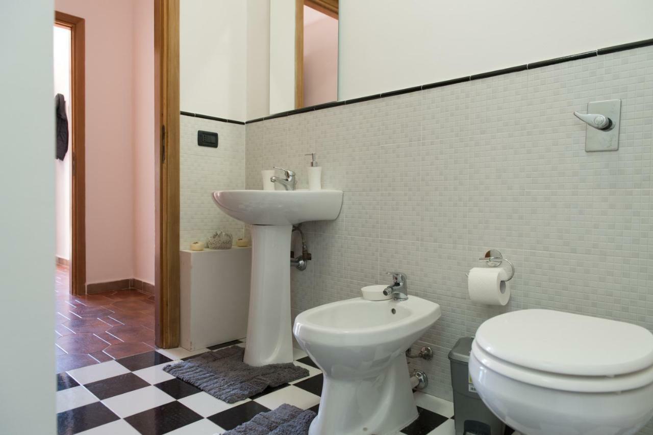 Villa Rosa Luxury Apartment Монделло Экстерьер фото