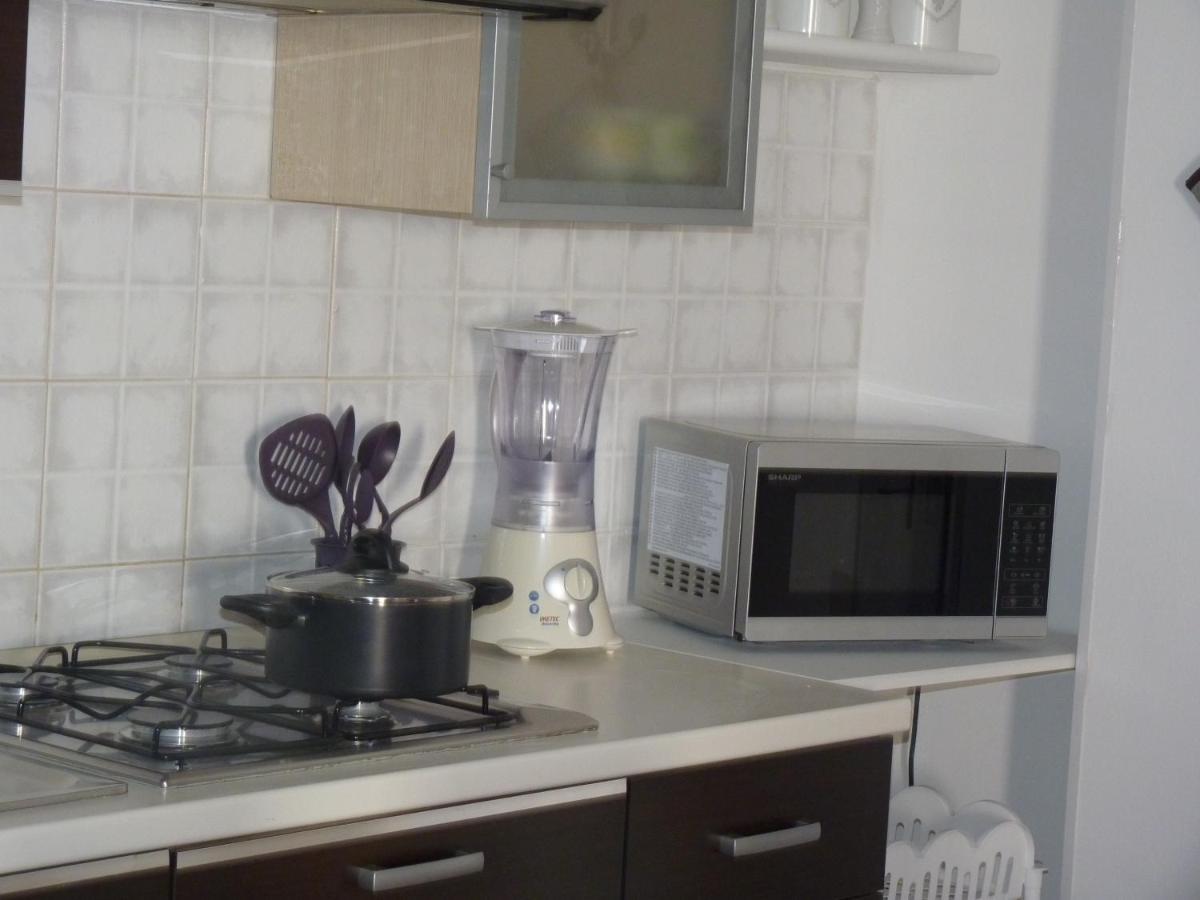 Villa Rosa Luxury Apartment Монделло Экстерьер фото
