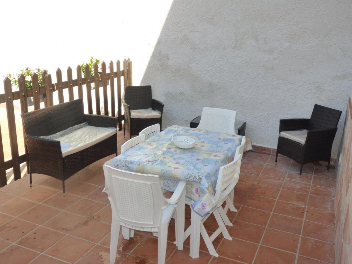 Villa Rosa Luxury Apartment Монделло Экстерьер фото